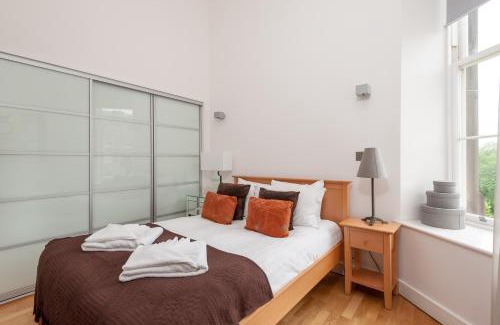 Laurieston Apartment | The Quartermile Meadows View Residence