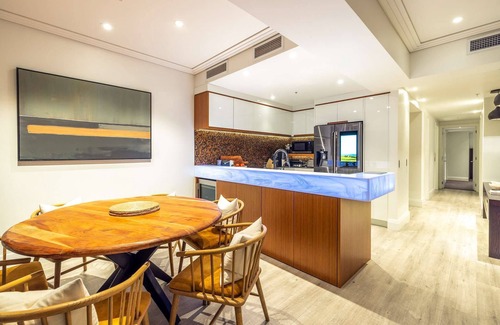 Auckland Central Business District Apartment | The Quays - Auckland Viaduct