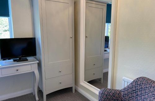 Olney Bed & Breakfast | The Queen Hotel