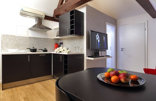 Hollerich Apartment | The Queen Luxury Apartments - Villa Medici