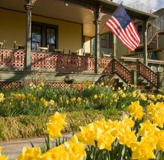 Cape May Bed & Breakfast | The Queen Victoria