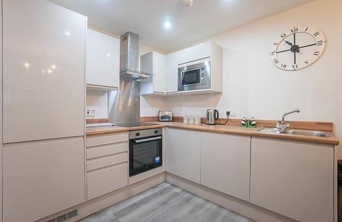 Huyton Apartment | The Queens Arms Apartments