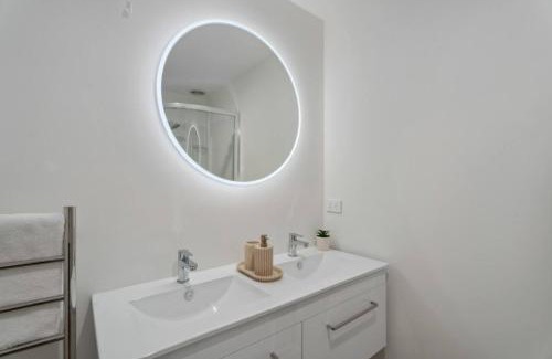 Arthur's Point House | The Queenstown Alpine Nest