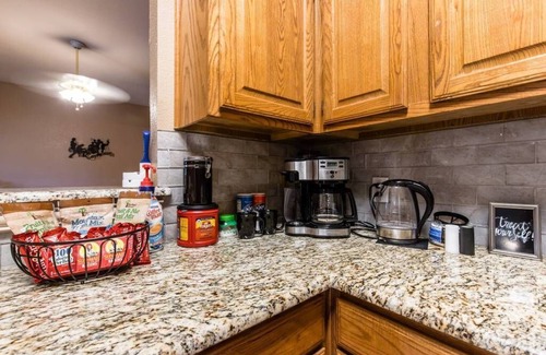 Denton House | The Quiet Getaway Near I-35/UNT/TWU!
