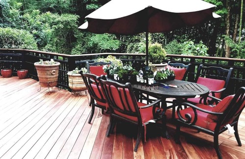 North Buckhead House | The Quiet House Buckhead Tranquil Retreat.