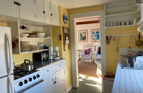 Pocomo Cottage | The Quintessential Traditional Nantucket Vacation!