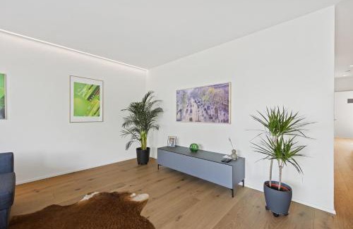 Dietikon District Apartment | The R Apartment Uetliberg Parken - Wallbox