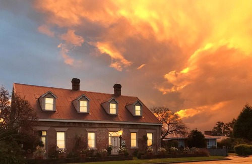 Longford Bed & Breakfast | The Racecourse Inn