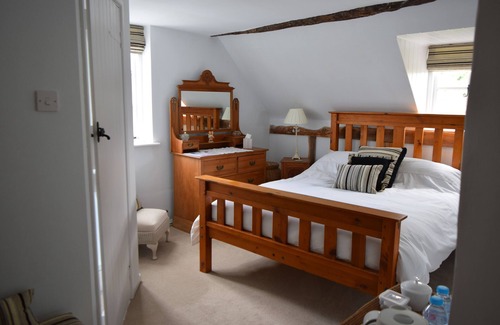 Upton upon Severn Bed & Breakfast | The Rag House