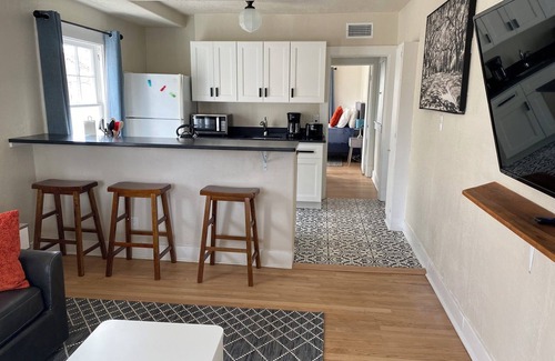 Raynolds Addition Apartment | The Railroad Apartment