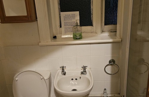 Nantwich Bed & Breakfast | The Railway Hotel