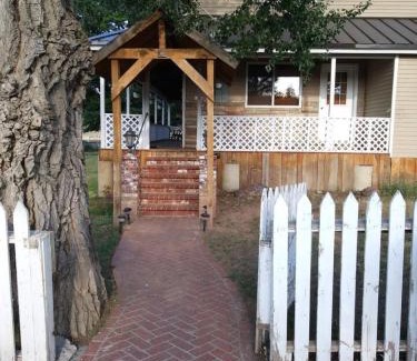 Alton House | The Ranch House Retreat