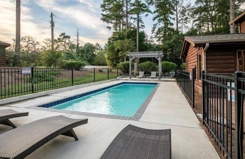 Oxford Cabin | The Ravine, 5BR Boutique by Velvet Ditch Villas