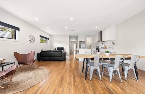 Clayton House | The Rayhur Residence - Modern Family Townhouse