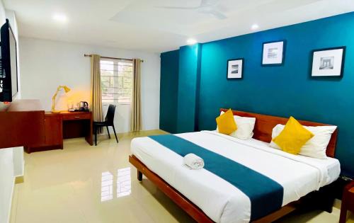 Kochi Hotel | The Reach Hotel