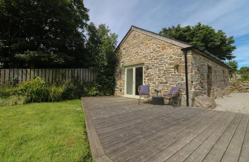 Helford Passage House | The Reading Room