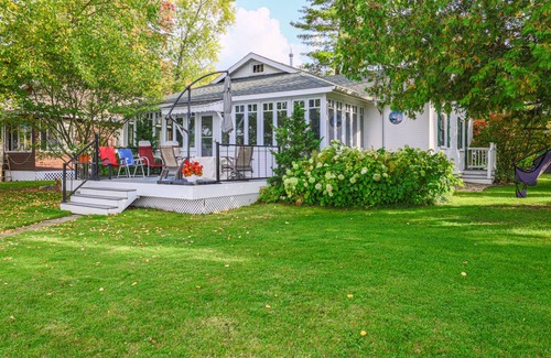 Pierson House | The Red Geranium Cottage