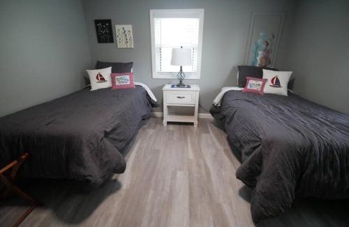 Conneaut Lake Apartment | The Red Haven at Conneaut Lake