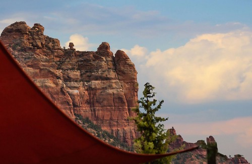 Uptown Sedona Apartment | The Red Hawk Studio Villa (Unit #F2) @ Uptown View Villas