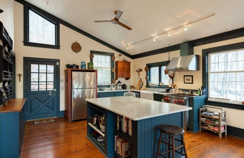 Pine Plains House | The Red House @ The Library Retreat