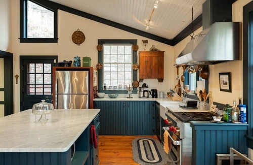 Pine Plains House | The Red House @ The Library Retreat