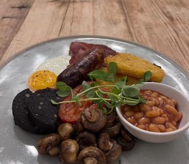 Cambridge Hotel | The Red Lion Hotel