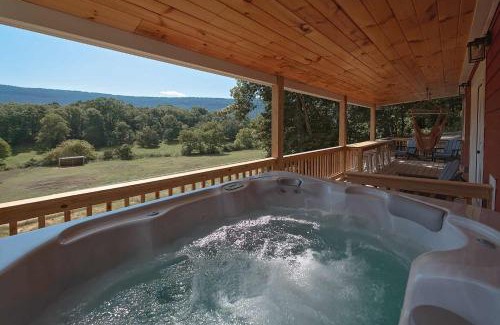 Lookout Valley Neighborhood Association House | The Red Roost Cabin