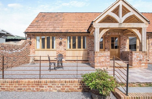 Blaisdon Cottage | The Red Rooster - UK44440