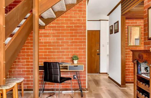 Norwood Apartment | 'The Redstone' Experience Adelaide's Inner-east