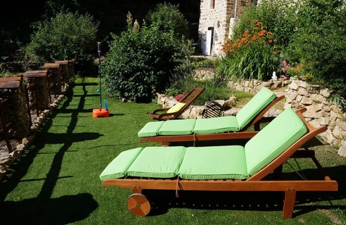 Saint-Julien-du-Gua Apartment | The refuge of the fairies: * cottage in the heart of the Monts d'Ardèche- Near river
