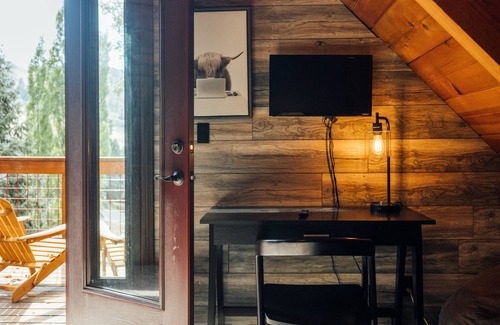 Upper Moonridge Cabin | The Refugio #2552
