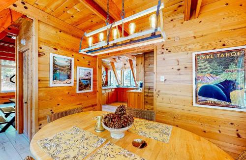 Tahoe Pines House | The Regal Bear
