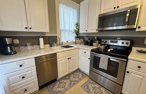 Oswego House | The Reid-Tanner House exemplifies the timeless beauty of Oswego's golden age.n