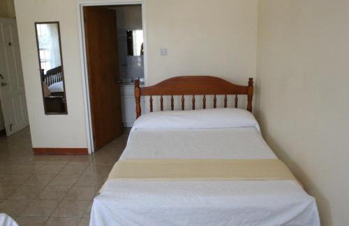 Calliste Hotel | The Relax Inn