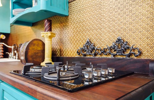 Amarillo House | The Relic is located behind a 1920s home in a historic district of Amarillo.