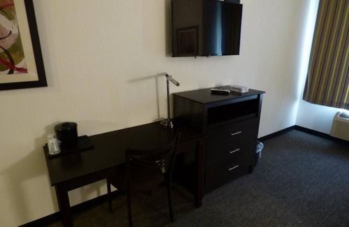 Big Lake Condo | The Republic Hotel
