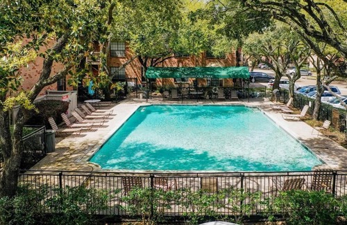 Texas Medical Center Apartment | The Reside