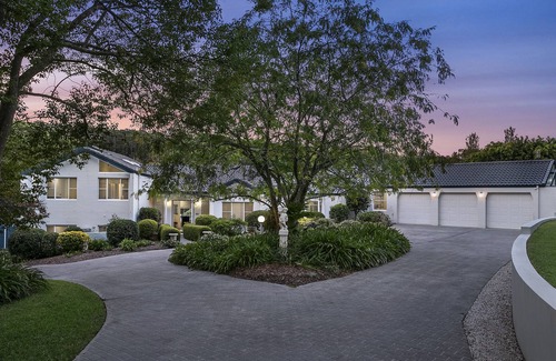 Matcham House | The Residence - 6 Bedrooms, Tennis Court, Pool, Heated Spa