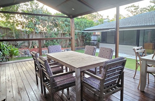 Jindalee House | The Residence- A home away from home. Pet friendly/family friendly.