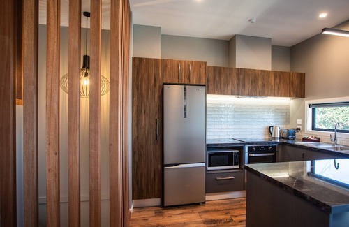 Fitzroy Apartment | The Residence Apartment Five with Spa Bath