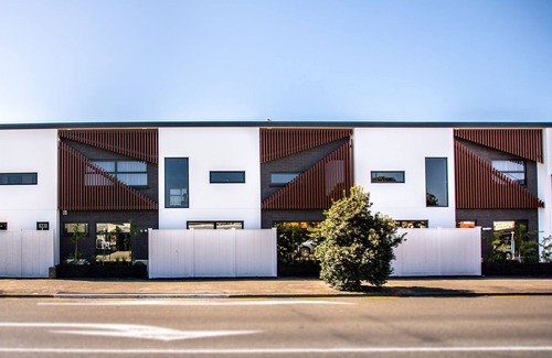 Fitzroy Apartment | The Residence Apartment Five with Spa Bath