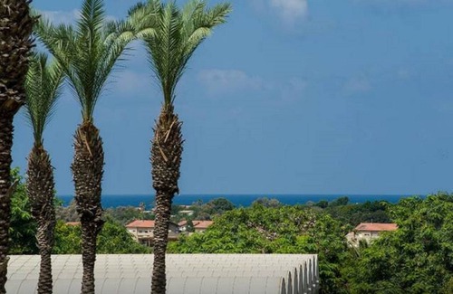 Caesarea Apartment | The Resort House - Amazing 3BD Holiday Apartments for Families and Couples.