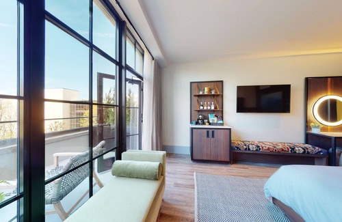 Downtown Asheville Hotel | The Restoration Asheville