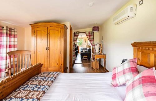 Oswestry House | The Retreat