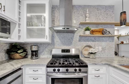 College Park House | The Retreat - 5 min to Airport & 15 min Downtown