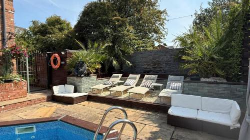 Blaenavon House | The Retreat at Little Oaks