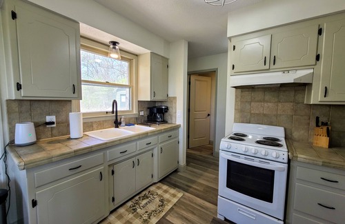 Cape Fair Cabin | The Retreat at Shiloh, Private Lakefront Property