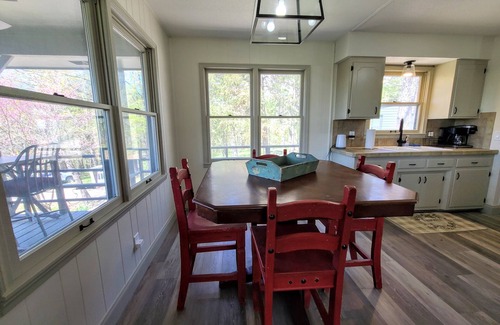 Cape Fair Cabin | The Retreat at Shiloh, Private Lakefront Property