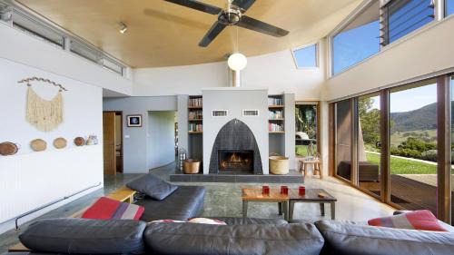 Barrington House | The Retreat - Barrington