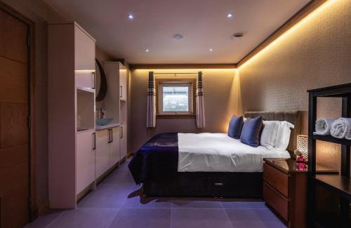 Pitlochry Ski Chalet | The Retreat Cabin